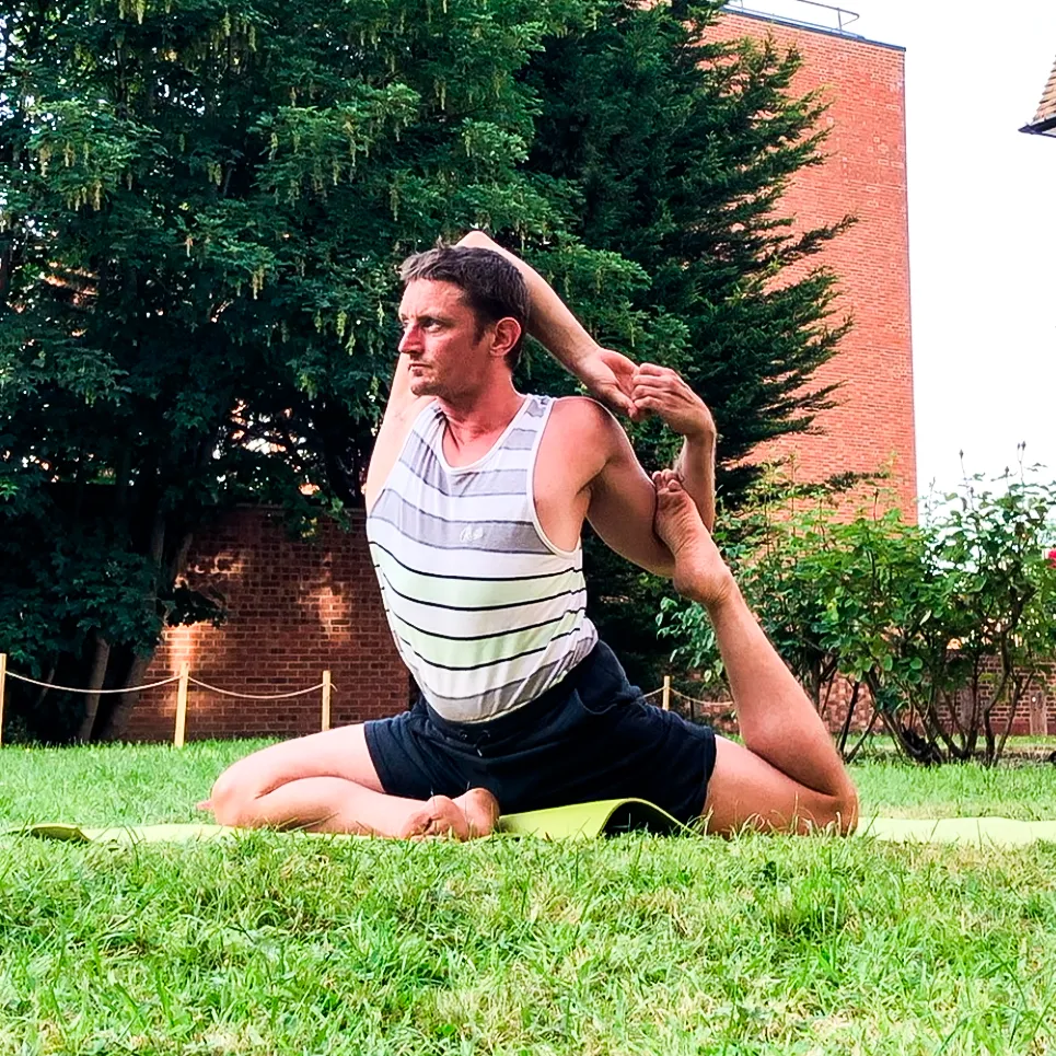 Park — Eka pada rajakapotasana