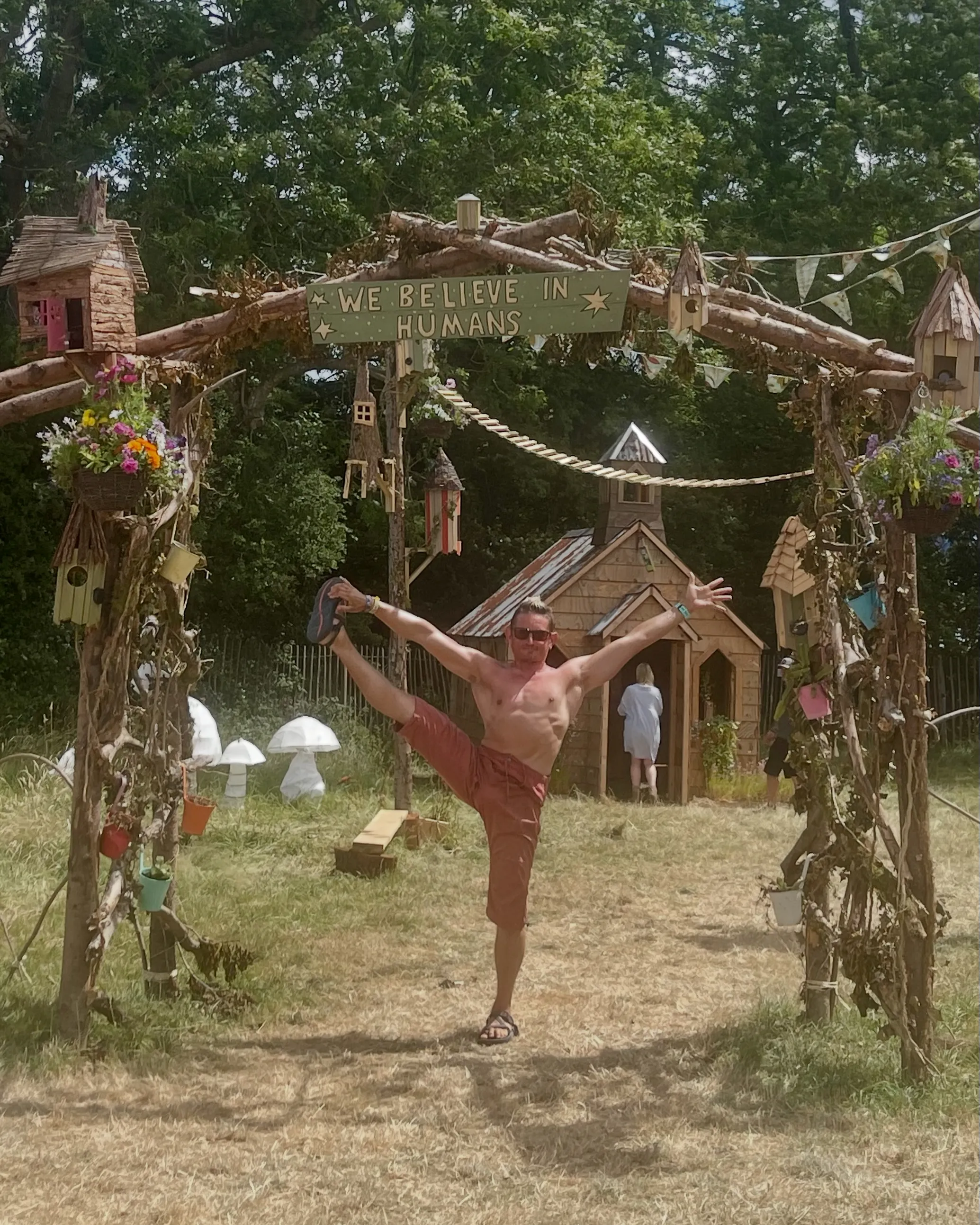Glastonbury — Festival balance